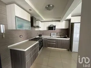 NEX-206176 - Casa en Venta, con 4 recamaras, con 3 baños, con 270 m2 de construcción en Bella Vista, CP 72500, Puebla.