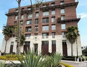 NEX-248673 - Departamento en Renta, con 3 recamaras, con 3 baños, con 199 m2 de construcción.
