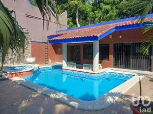 NEX-264662 - Casa en Venta, con 5 recamaras, con 10 baños, con 600 m2 de construcción en Tlaltenango, CP 62170, Morelos.
