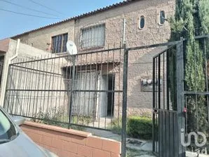 NEX-242342 - Casa en Venta, con 2 recamaras, con 1 baño, con 59 m2 de construcción en El Laurel, CP 55717, México.
