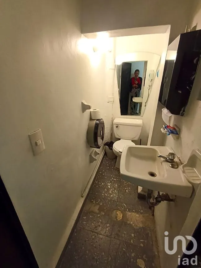 Oficina en Renta en Del Valle Centro, Benito Juárez, Ciudad de México | NEX-262353 | iad México | Foto 8 de 9