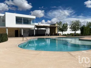 NEX-185822 - Casa en Renta, con 3 recamaras, con 2 baños, con 170 m2 de construcción en Trojes de Alonso, CP 20116, Aguascalientes.