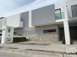 NEX-203660 - Casa en Renta, con 3 recamaras, con 3 baños, con 166 m2 de construcción en Alcázar Residencial, CP 20908, Aguascalientes.