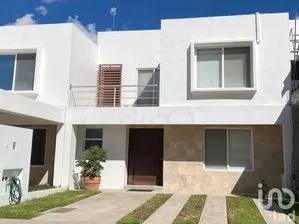 NEX-223196 - Casa en Renta, con 3 recamaras, con 2 baños, con 140 m2 de construcción en San Telmo Residencial, CP 20116, Aguascalientes.