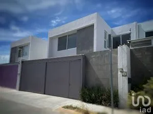 NEX-242968 - Casa en Renta, con 3 recamaras, con 2 baños, con 185 m2 de construcción en Trojes de Alonso, CP 20116, Aguascalientes.