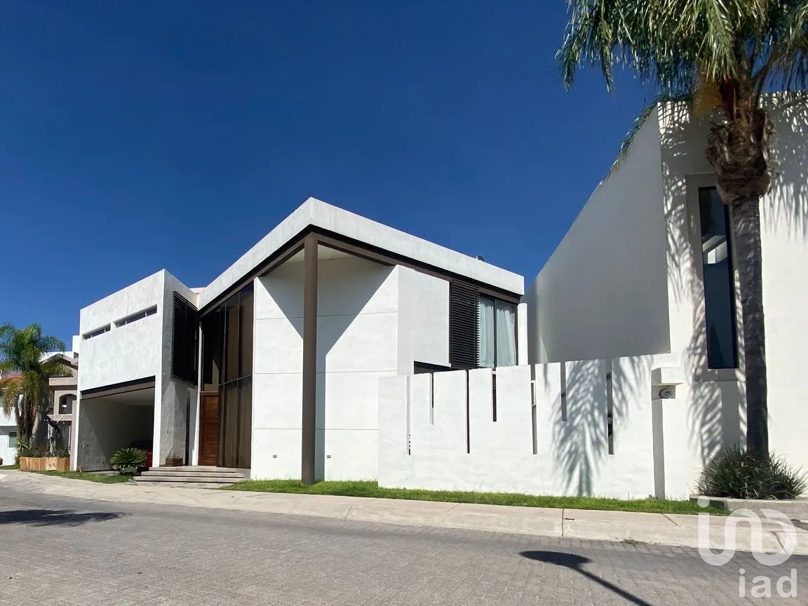 Casa en Renta en Los Calicantos, Aguascalientes, Aguascalientes | NEX-250708 | iad México | Foto 2 de 19