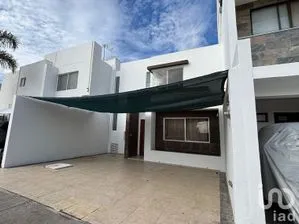 NEX-252233 - Casa en Renta, con 3 recamaras, con 2 baños, con 109 m2 de construcción en Trojes de Alonso, CP 20116, Aguascalientes.