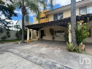 NEX-258564 - Casa en Renta, con 3 recamaras, con 2 baños, con 271 m2 de construcción en Quintas de Monticello, CP 20908, Aguascalientes.