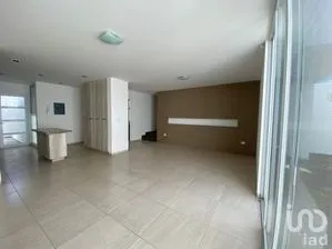 NEX-286068 - Casa en Renta, con 3 recamaras, con 2 baños, con 185 m2 de construcción en Trojes de San Cristóbal, CP 20908, Aguascalientes.
