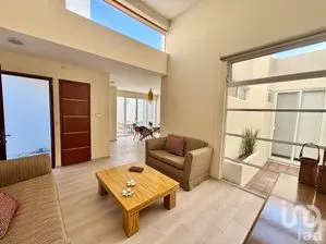 NEX-291019 - Casa en Venta, con 2 recamaras, con 2 baños, con 150 m2 de construcción en Trojes de Alonso, CP 20116, Aguascalientes.