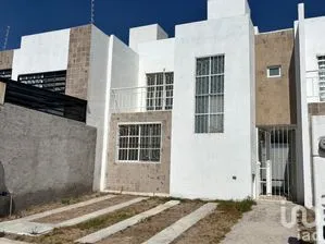 NEX-299649 - Casa en Renta, con 3 recamaras, con 3 baños, con 101 m2 de construcción en Paseos de Aguascalientes, CP 20907, Aguascalientes.