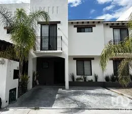 NEX-305270 - Casa en Venta, con 3 recamaras, con 2 baños, con 117 m2 de construcción.
