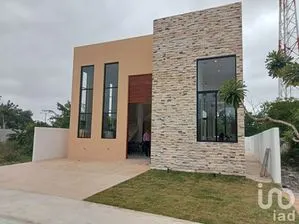 NEX-188228 - Casa en Venta, con 3 recamaras, con 3 baños, con 310 m2 de construcción en Komchén, CP 97302, Yucatán.