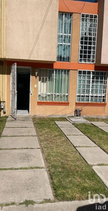 Casa en Venta en Los Héroes Tecámac, Tecámac, México | NEX-187892 | iad México | Foto 2 de 10