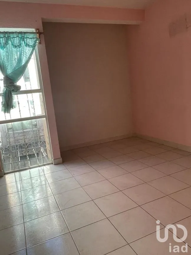 Casa en Venta en Los Héroes Tecámac, Tecámac, México | NEX-187892 | iad México | Foto 5 de 10