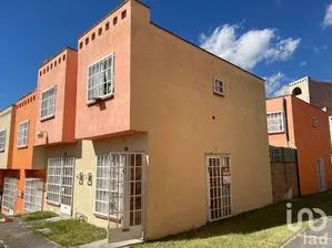 NEX-234906 - Casa en Renta, con 2 recamaras, con 1 baño, con 62 m2 de construcción en Colinas de Altar, CP 62588, Morelos.