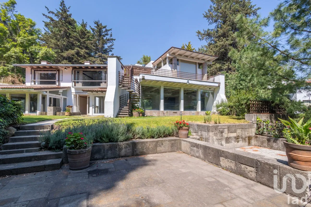 Casa en Venta en San Bartolo Ameyalco, Álvaro Obregón, Ciudad de México | NEX-256174 | iad México | Foto 2 de 16