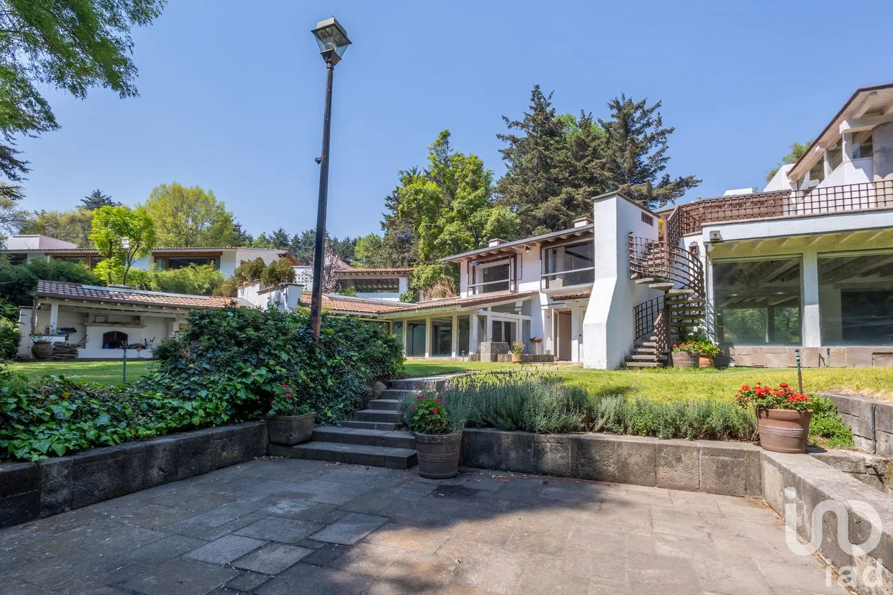Casa en Venta en San Bartolo Ameyalco, Álvaro Obregón, Ciudad de México | NEX-256174 | iad México | Foto 1 de 16