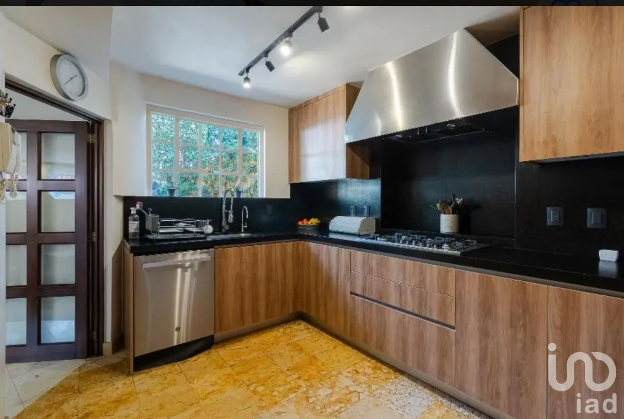 Casa en Venta en Tizapan, Álvaro Obregón, Ciudad de México | NEX-265038 | iad México | Foto 11 de 24