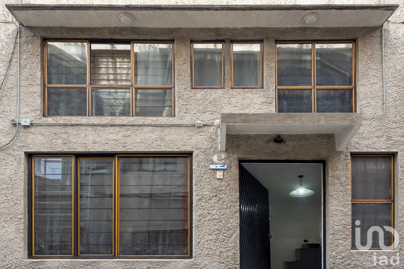 Casa en Venta en Granjas México, Iztacalco, Ciudad de México | NEX-285656 | iad México | Foto 3 de 13