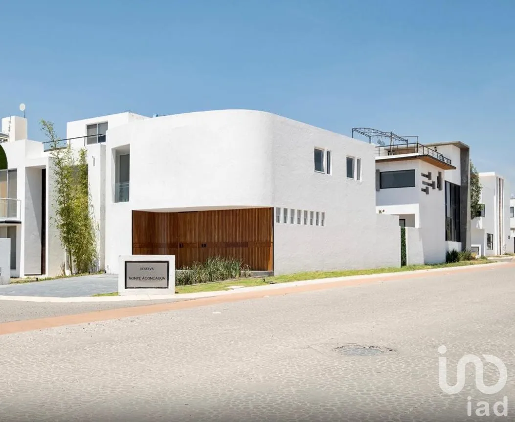 Casa en Venta en Campestre Juriquilla, Querétaro, Querétaro | NEX-188490 | iad México | Foto 7 de 28