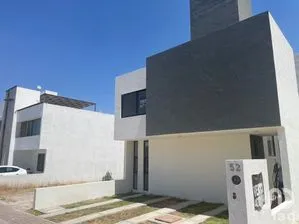 NEX-198269 - Casa en Venta, con 4 recamaras, con 2 baños, con 198 m2 de construcción en San Isidro, CP 76226, Querétaro.