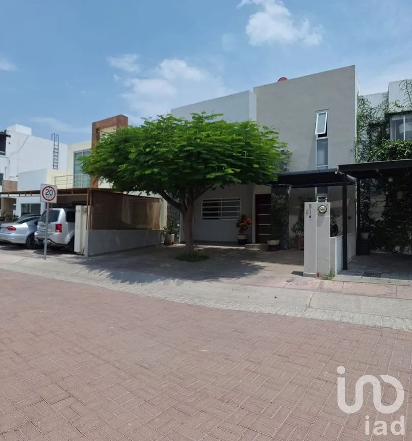 Casa en Venta en San Jerónimo, Corregidora, Querétaro | NEX-212642 | iad México | Foto 2 de 14
