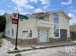 NEX-186248 - Casa en Renta, con 3 recamaras, con 1 baño, con 308 m2 de construcción en Xamaipak, CP 29067, Chiapas.