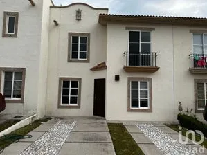 NEX-187915 - Casa en Renta, con 4 recamaras, con 3 baños, con 137 m2 de construcción en Juriquilla Santa Fe, CP 76230, Querétaro.