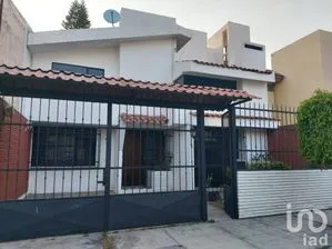 NEX-197889 - Casa en Venta, con 4 recamaras, con 2 baños, con 154 m2 de construcción en San José Vista Hermosa, CP 72190, Puebla.