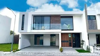 NEX-257575 - Casa en Venta, con 3 recamaras, con 2 baños, con 235 m2 de construcción.