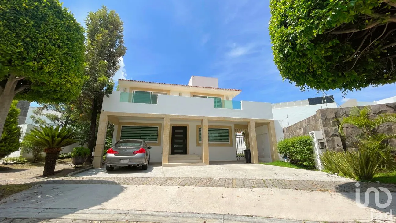 Casa en Renta en Lomas de Angelópolis II, San Andrés Cholula, Puebla | NEX-284034 | iad México | Foto 1 de 17