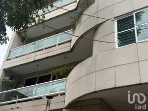 NEX-300677 - Departamento en Venta, con 3 recamaras, con 4 baños, con 201 m2 de construcción.
