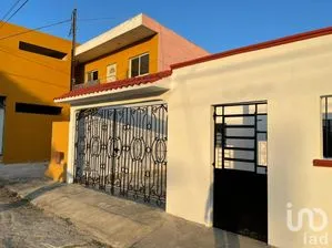 NEX-114037 - Casa en Renta, con 2 recamaras, con 2 baños, con 280 m2 de construcción en Amapola, CP 97219, Yucatán.