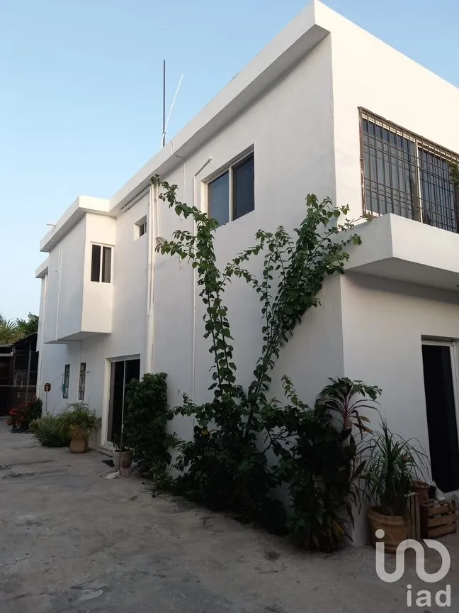 Casa en Venta en Miraflores, Mérida, Yucatán | NEX-160423 | iad México | Foto 3 de 21