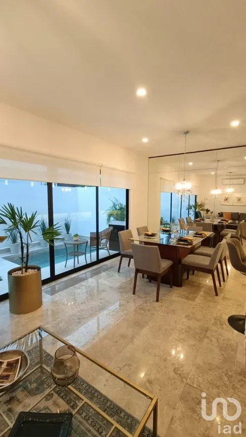 Casa en Venta en Arbolada, Benito Juárez, Quintana Roo | NEX-193625 | iad México | Foto 1 de 10