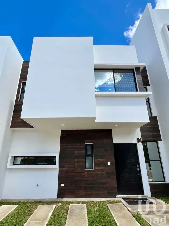 Casa en Venta en Supermanzana 323, Benito Juárez, Quintana Roo | NEX-195416 | iad México | Foto 2 de 15