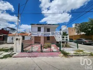 NEX-289670 - Casa en Venta, con 4 recamaras, con 2 baños, con 131 m2 de construcción.