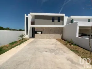 NEX-58988 - Casa en Venta, con 3 recamaras, con 4 baños, con 220 m2 de construcción en Dzityá, CP 97302, Yucatán.