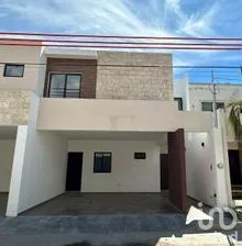NEX-188130 - Casa en Venta, con 3 recamaras, con 2 baños, con 184 m2 de construcción en Monte Alban, CP 97114, Yucatán.
