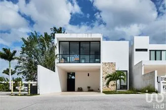 NEX-191924 - Casa en Venta, con 3 recamaras, con 4 baños, con 194 m2 de construcción en Cholul, CP 97305, Yucatán.