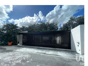 NEX-261665 - Casa en Venta, con 4 recamaras, con 5 baños, con 521 m2 de construcción en Residencial del Mayab, CP 97302, Yucatán.