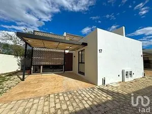 NEX-263573 - Casa en Venta, con 2 recamaras, con 2 baños, con 99 m2 de construcción.