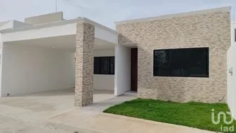 NEX-265025 - Casa en Venta, con 3 recamaras, con 3 baños, con 260 m2 de construcción.