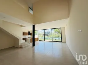 NEX-299509 - Casa en Venta, con 4 recamaras, con 3 baños, con 258 m2 de construcción en Tamanché, CP 97304, Yucatán.
