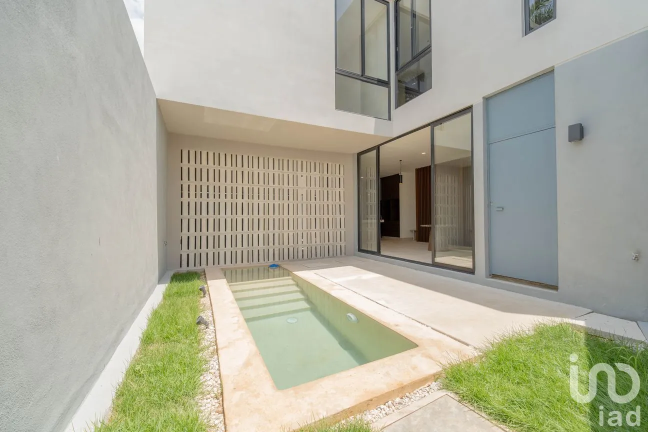 Casa en Venta en Benito Juárez Nte, Mérida, Yucatán | NEX-300277 | iad México | Foto 1 de 22
