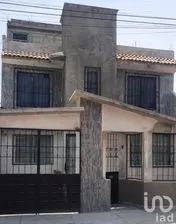 NEX-186006 - Casa en Venta, con 6 recamaras, con 2 baños, con 162 m2 de construcción en Tizayuca Centro, CP 43800, Hidalgo.