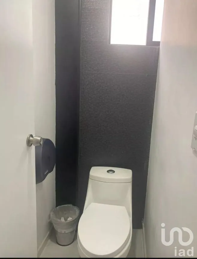 Oficina en Renta en San Lucas Tepetlacalco, Tlalnepantla de Baz, México | NEX-214114 | iad México | Foto 8 de 8