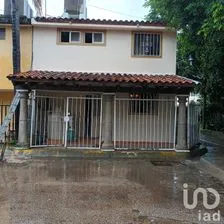 NEX-234911 - Casa en Renta, con 3 recamaras, con 2 baños, con 97 m2 de construcción en Lomas de Cortes, CP 62240, Morelos.