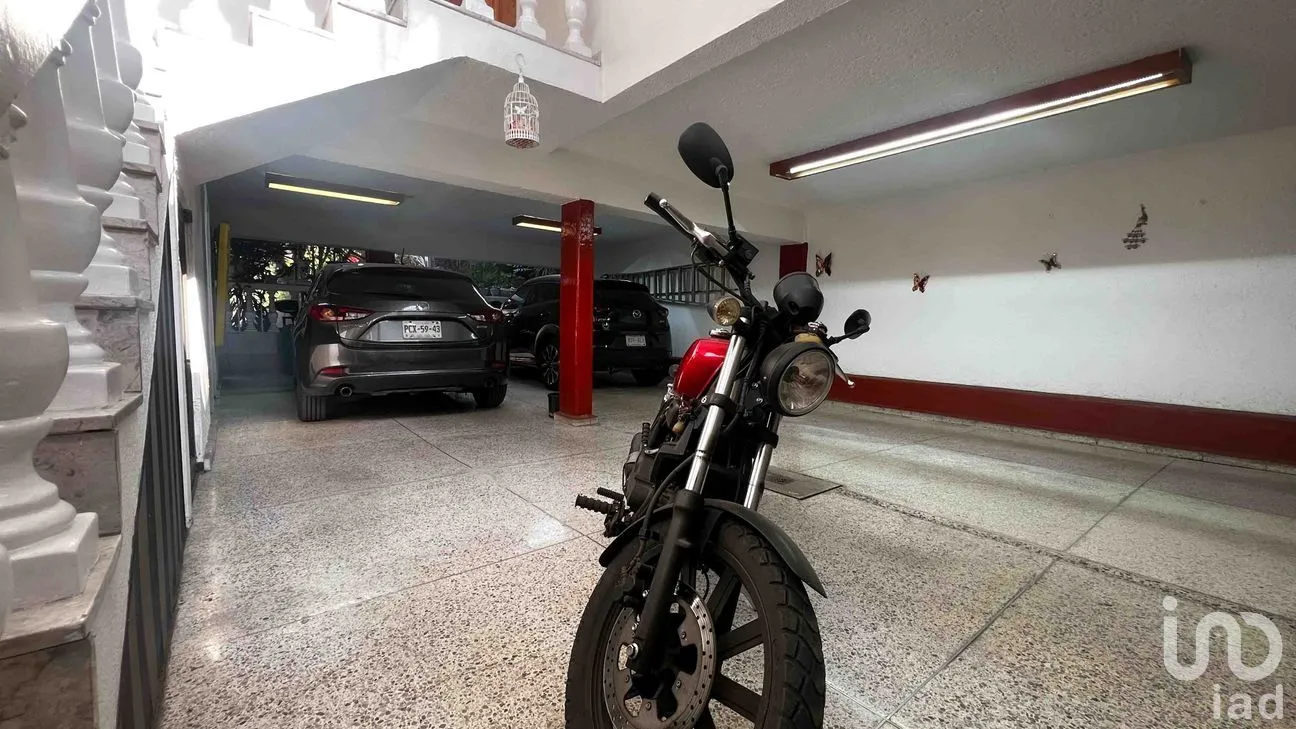 Casa en Venta en Villa Coapa, Tlalpan, Ciudad de México | NEX-262759 | iad México | Foto 1 de 38